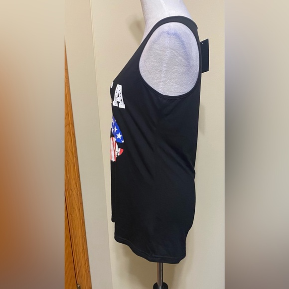 NWT America Flag Lips Tank - Picture 2 of 3